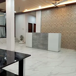 Guest house 5 Petals, Varanasi